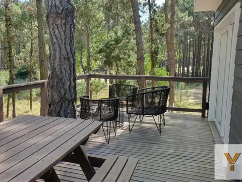 Casa en venta - 3 Dormitorios 2 Baños - Pinamar
