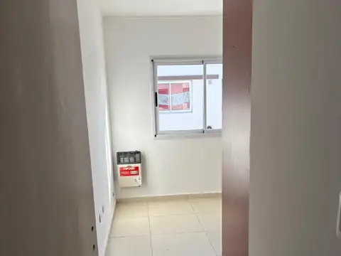 Departamento en Venta en Los Hornos, USD 72.000