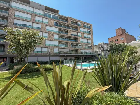 Venta. Departamento de 3 dormitorios con balcón, terraza y amenities - Abasto, Rosario.