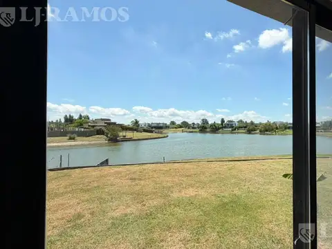 Casa en Alquiler de 3 dormitorios