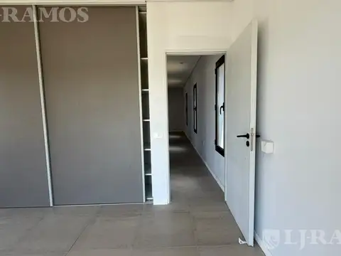 Casa en Alquiler de 3 dormitorios