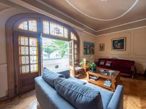 Depto Tipo Casa en Venta con 1 cocheras