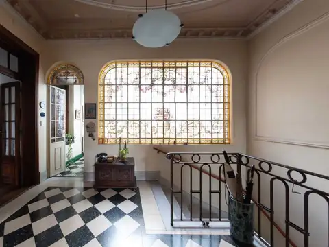 Depto Tipo Casa en Venta de 6 ambientes