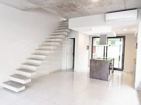 Departamento en Venta con 2 cocheras