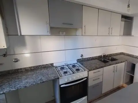 Departamento en Alquiler en Centro, $ 600.000