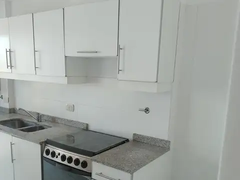 Departamento en Alquiler en Beccar, $ 750.000
