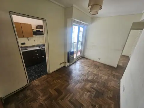 Hidalgo 820 , Piso 8