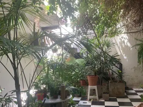 Depto Tipo Casa en Venta de 8 ambientes