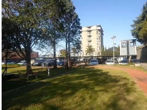 Av. H. Irigoyen  1560