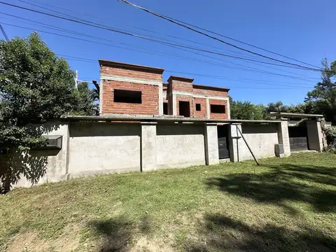 Casa en Venta en Maquinista F Savio, USD 100.000