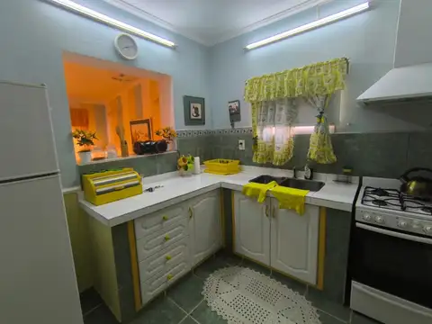 Casa 5 ambientes con 4 baños