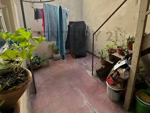 Nicolas Avellaneda 700, Piso 0