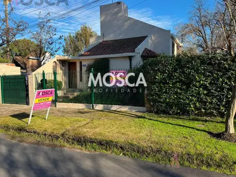 Casa  con pileta Moreno norte apto credito