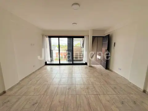 Departamento en Alquiler en Morón, $ 550.000
