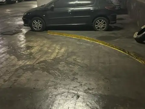 Santa Fe 2300, Piso 4to subsue