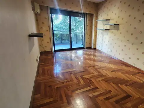 Av. Juan Bautista Alberdi al 1300