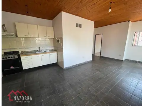 Diag Hipolito Bouchard 3000, Piso 1