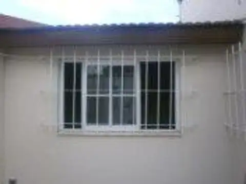 Depto Tipo Casa en Venta 24 años