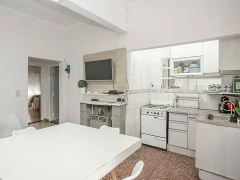 Casa 3 ambientes con 2 baños