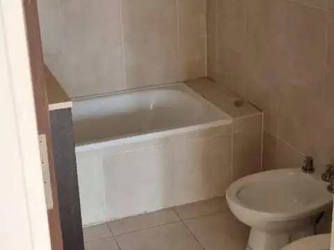 ALEM 1200 MONOAMBIENTE BALCON CONTRAFRENTE