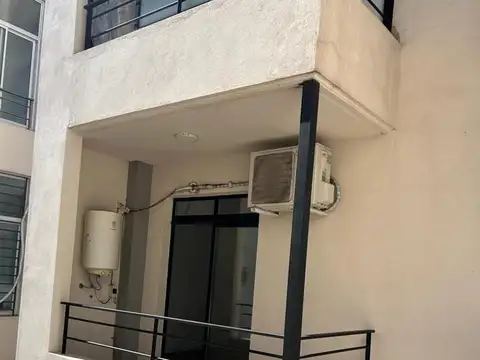 San Vicente 700 , Piso 2