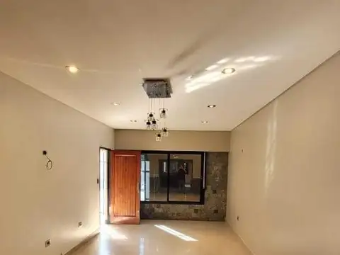 Casa en Alquiler en Villa Libertad, $ 1.200.000