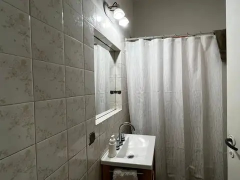 Casa 3 ambientes con 2 baños