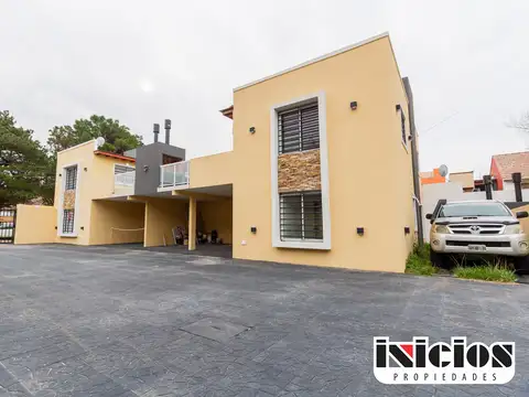 UF2 - Hermoso y Moderno Departamento en un Complejo - C795