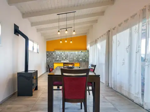 Casa en Venta con 1 cochera