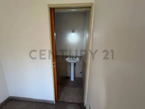 Oficina o consultorio en Alquiler en Los Hornos