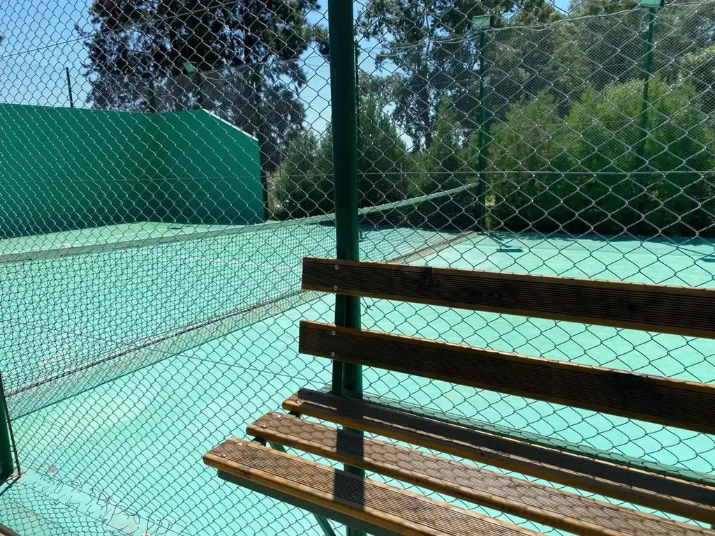 Venta Casa 4 ambientes Barrio Don Joaquin - Foto 24