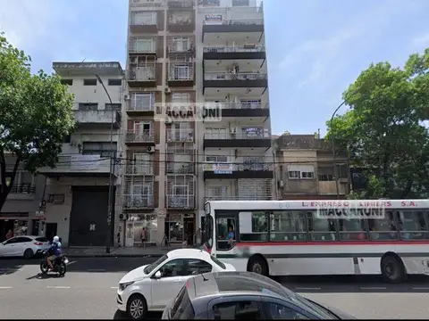 Departamento - Alquiler - Argentina, Capital Federal - AV RIVADAVIA 10545