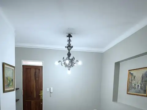 Casa en Alquiler con 1 cochera