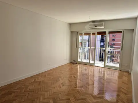 ECHEVERRIA 2000, Piso 8