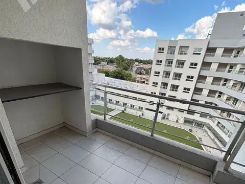 Departamento en Alquiler y Venta en Canning Center