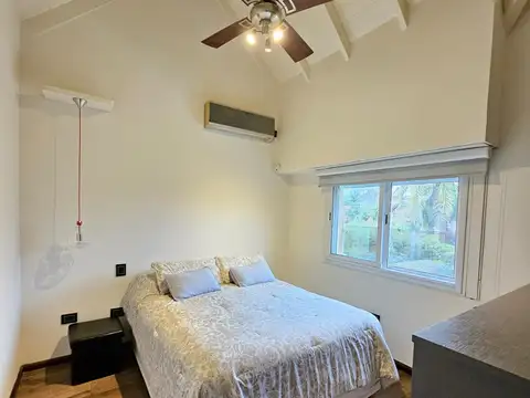 Casa 7 ambientes con 4 baños