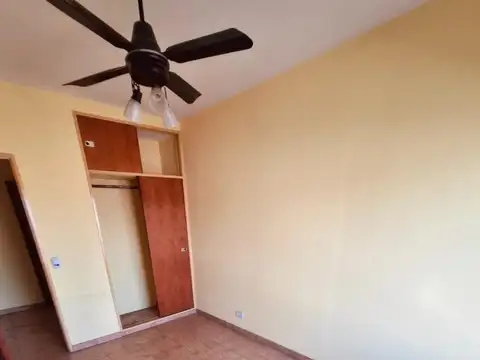 Departamento en Alquiler en Lanus Este, $ 500.000