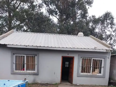 Casa a refaccionar de 3 ambientes en Parque Camet