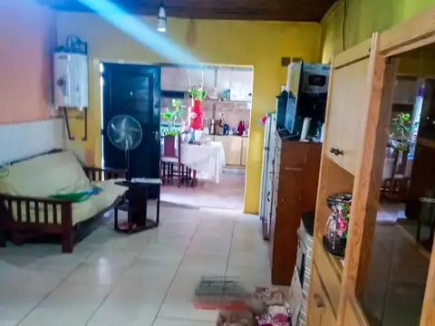 PH en venta - 3 Dormitorios 2 Baños - Paso del Rey 