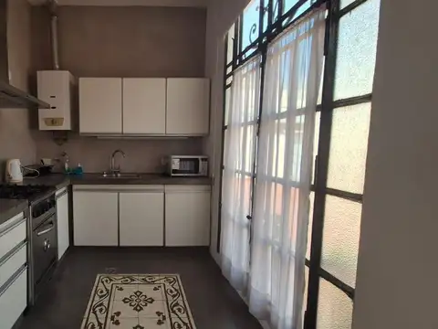 Depto Tipo Casa en Alquiler de 2 ambientes