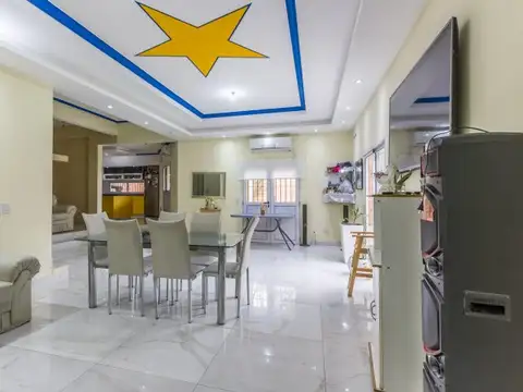 Casa | Chalet | Venta | 6 Ambientes | Parque | Villa Luzuriaga | Acepta Permuta