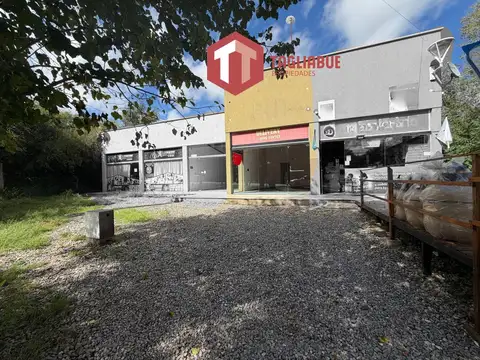 Venta - Local en Complejo Comercial en Carpinteria