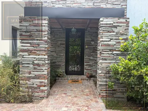 Casa en Alquiler en Villanueva, USD 2.300