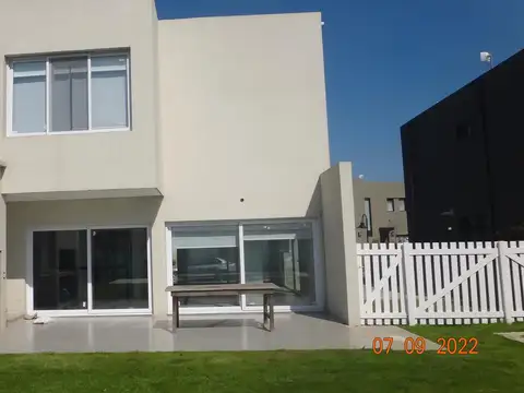 Casa en Venta en Vila Marina, USD 270.000