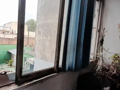 Departamento en Liniers.