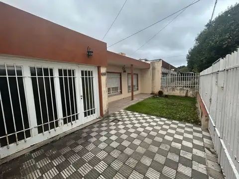 SE VENDE CASA 3 DORM PATIO APTO CREDITO 