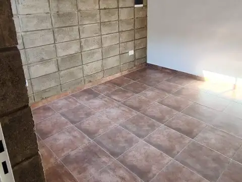 Depto Tipo Casa en Alquiler de 2 ambientes