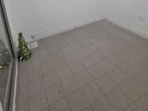 Oficina 2 ambientes con 1 baño