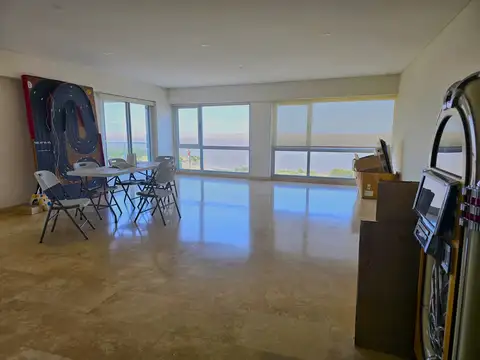 Departamento en Venta con 2 cocheras