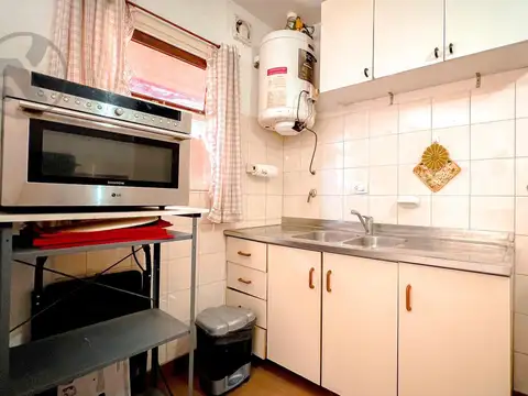 Depto Tipo Casa 2 ambientes con 1 baño